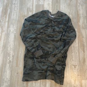 Camo sweatshirt dress